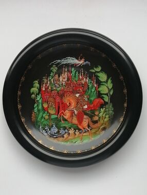 USSR 1988 Palekh Vintage Collector's Plate Russian Legends Series (#1) Wall Art